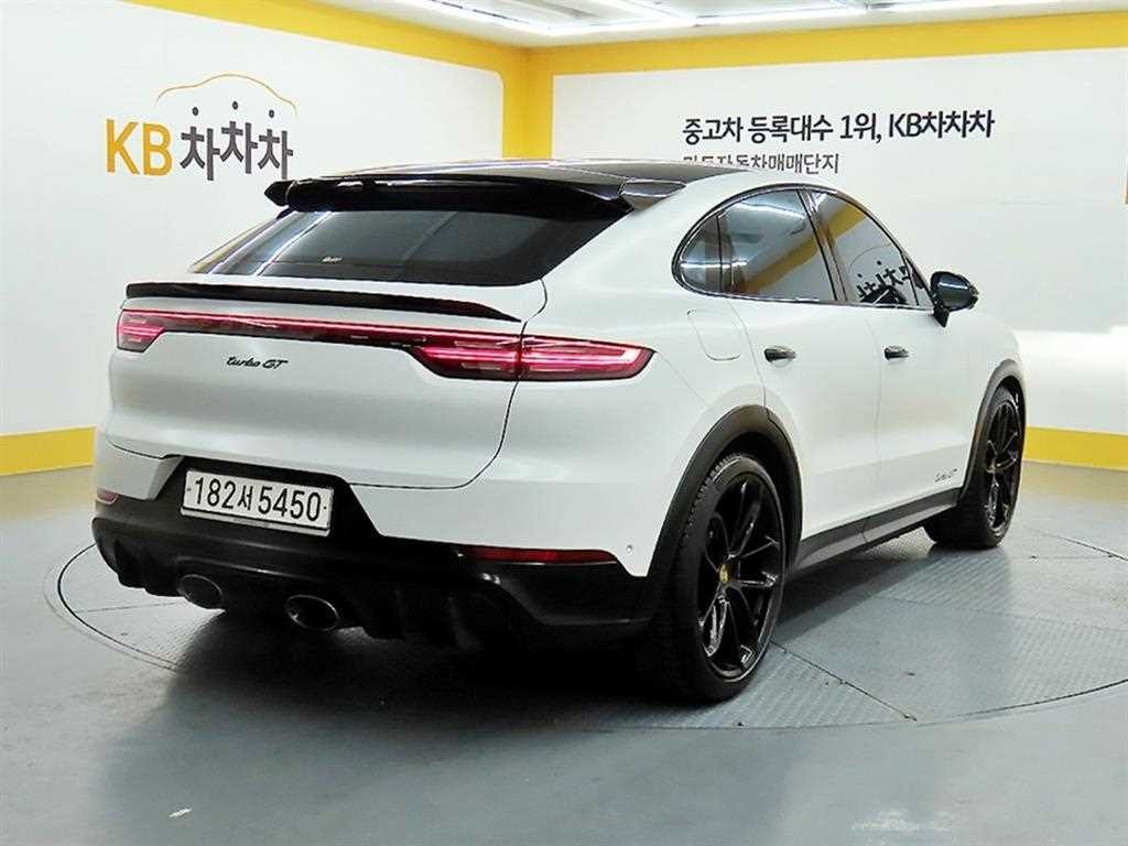 포르쉐 카이엔 카이엔(PO536) 4.0 터보 GT 쿠페 이미지 4