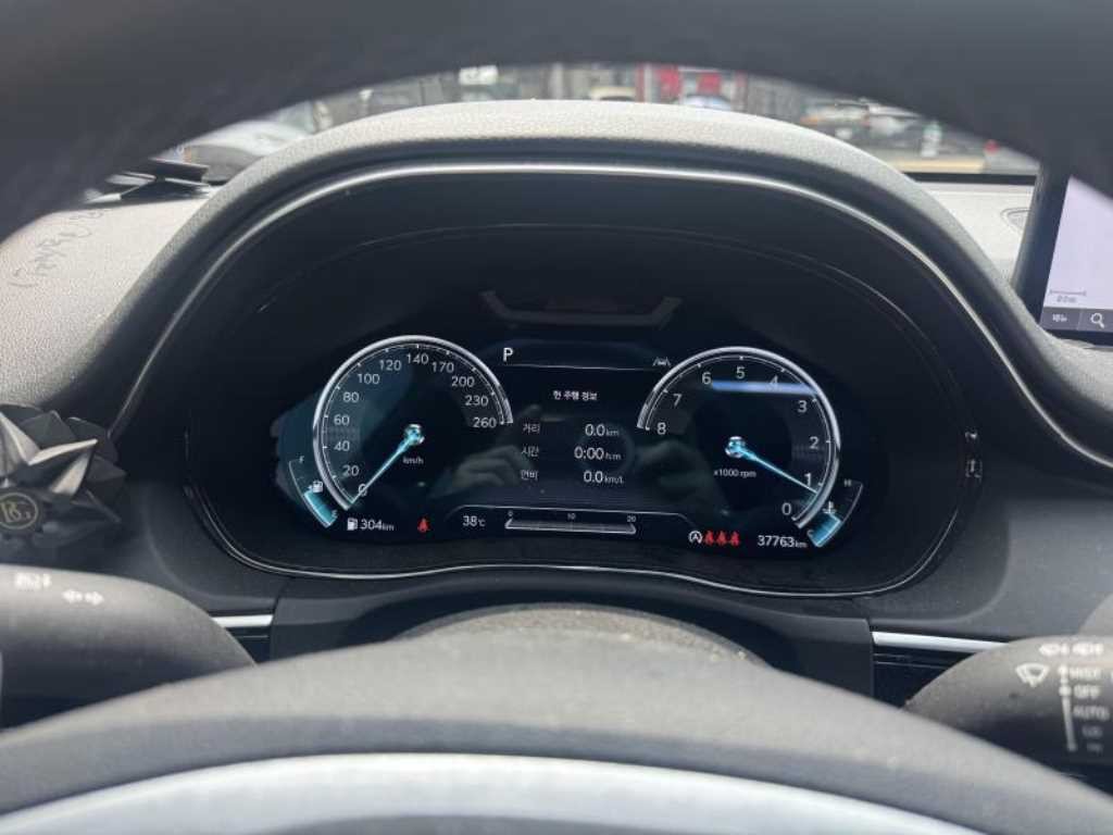 제네시스 GV70 2.5T 가솔린 AWD 스포츠 이미지 4