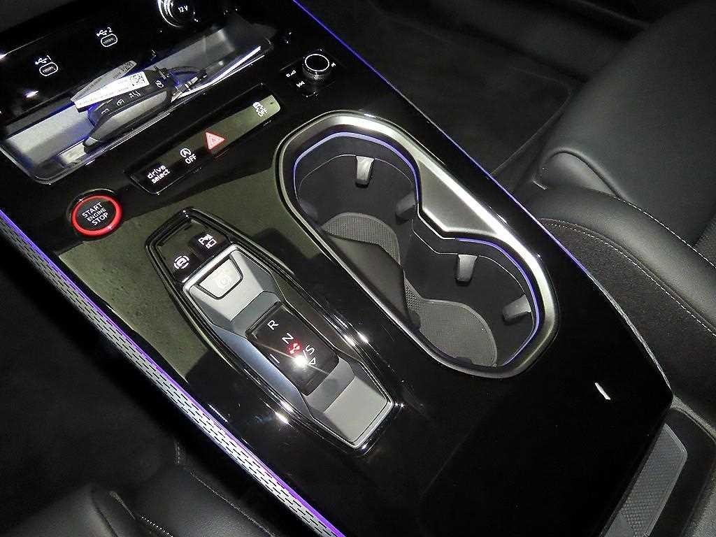 아우디 A6 A6 (C9) 45 TFSI 콰트로 S-라인 이미지 12