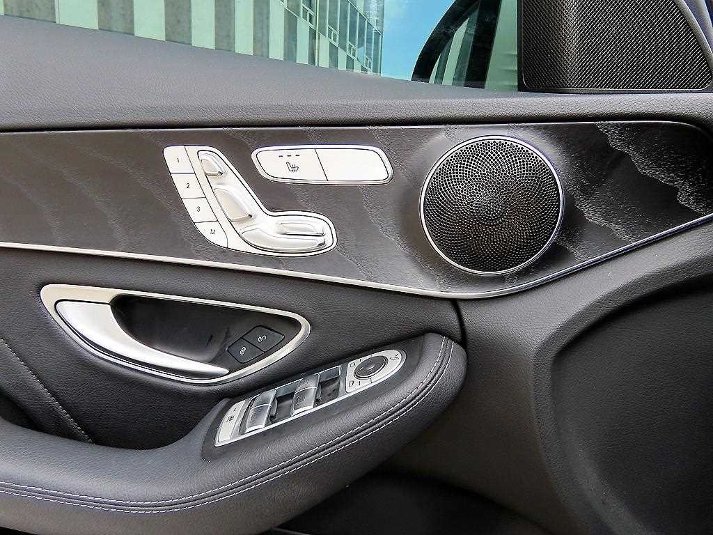벤츠 C 클래스 C클래스 W205 C200 AMG LINE 이미지 13