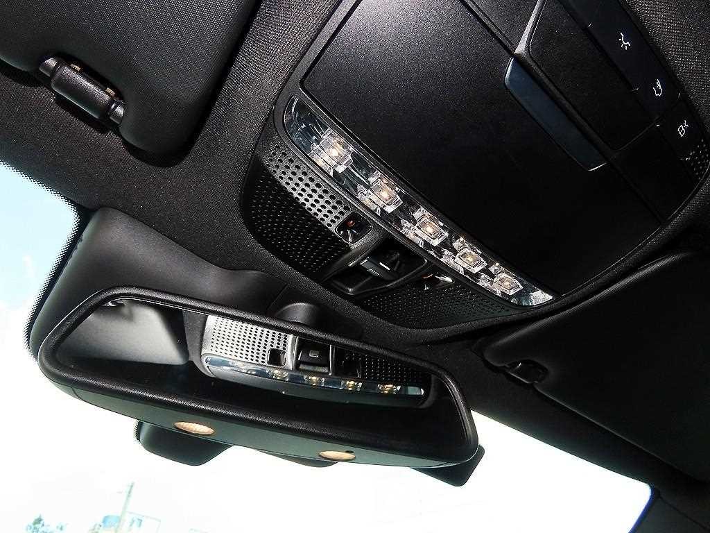 벤츠 C 클래스 C클래스 W205 C200 AMG LINE 이미지 16