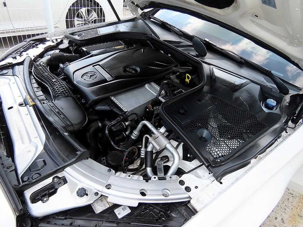 벤츠 C 클래스 C클래스 W205 C200 AMG LINE 이미지 19