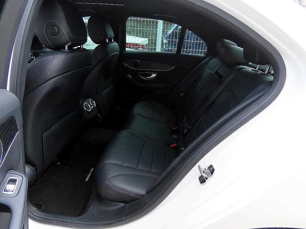 벤츠 C 클래스 C클래스 W205 C200 AMG LINE 이미지 6