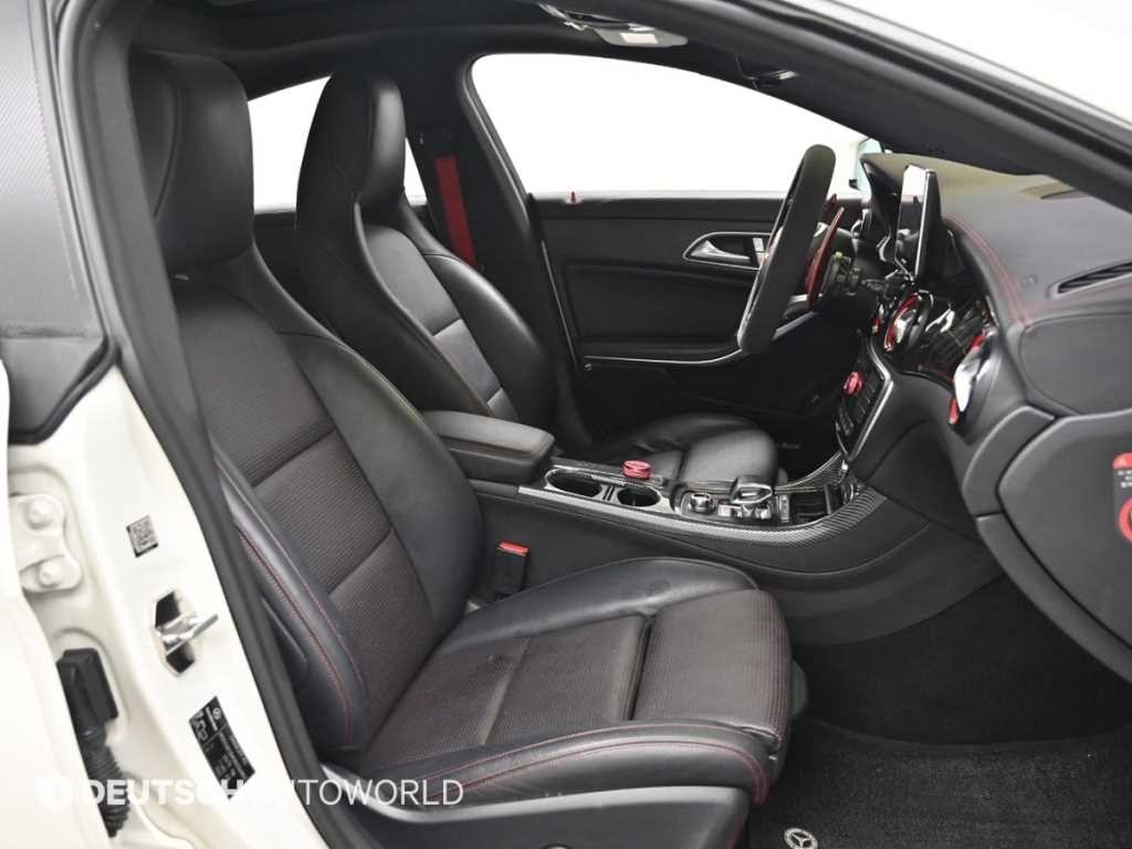 벤츠 CLA 클래스 CLA클래스 CLA 45 AMG 4MATIC 이미지 10