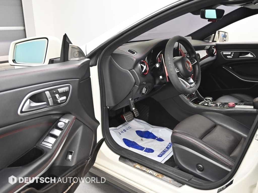 벤츠 CLA 클래스 CLA클래스 CLA 45 AMG 4MATIC 이미지 11