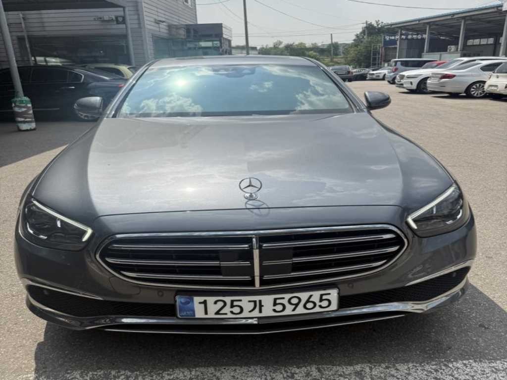 벤츠 E 클래스 E-클래스 W213 E250 익스클루시브 이미지 1
