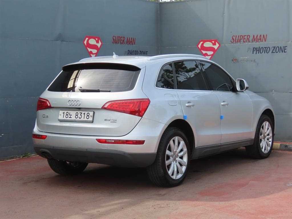 아우디 Q5 2.0 TDI 콰트로 다이나믹 이미지 3