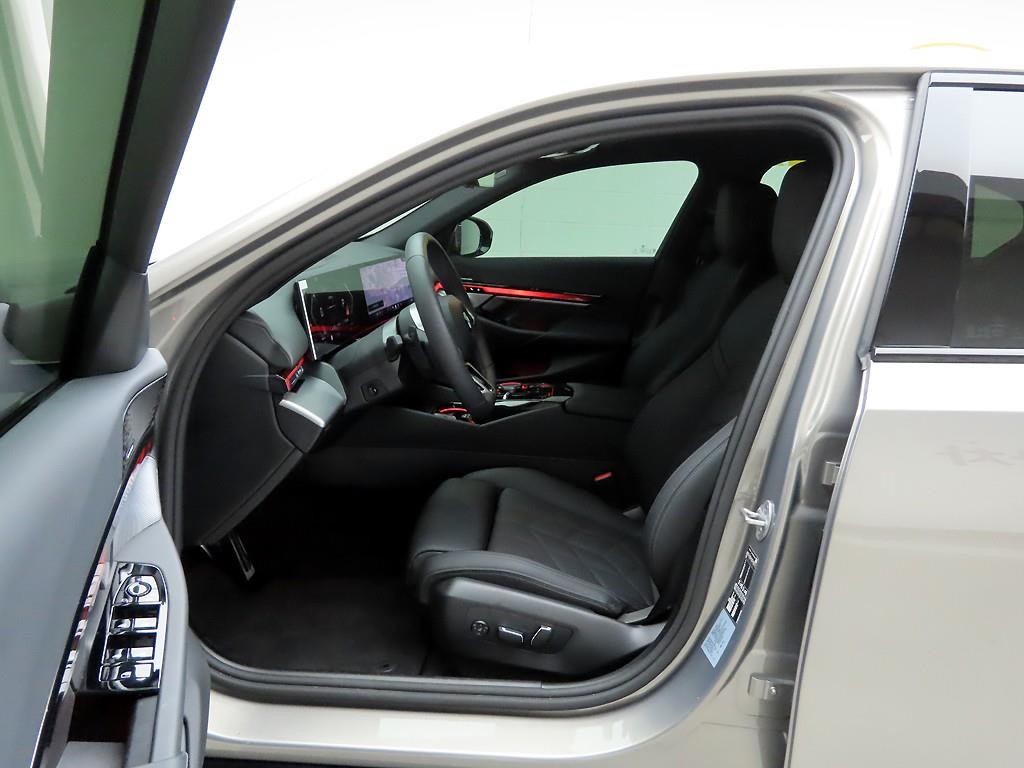 BMW 5시리즈 5시리즈 (G60) 520i M 스포츠 이미지 11
