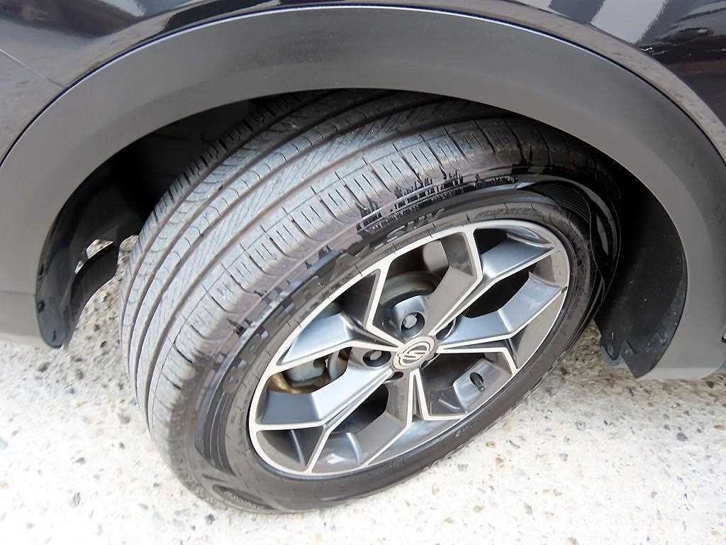 KG모빌리티(쌍용) 코란도 뷰티풀코란도 2WD 가솔린 1.5 C5 플러스 이미지 20