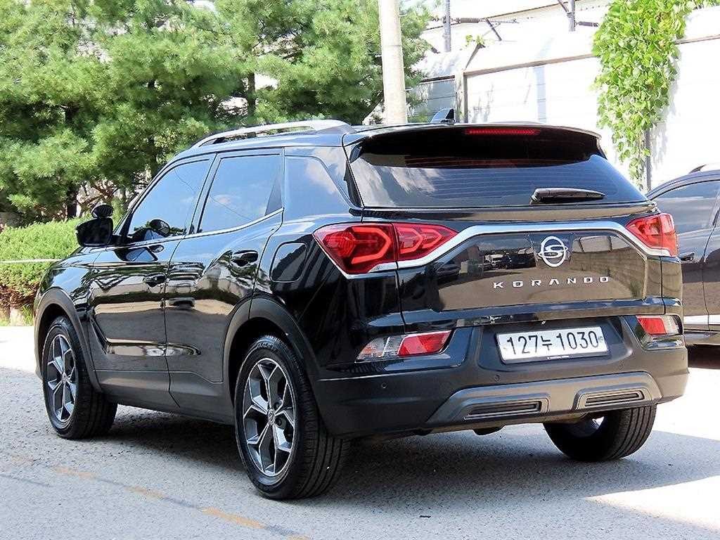 KG모빌리티(쌍용) 코란도 뷰티풀코란도 2WD 가솔린 1.5 C5 플러스 이미지 3