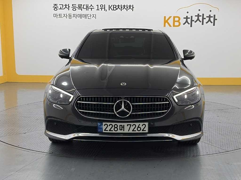 벤츠 E 클래스 E-클래스 W213 E350 4MATIC 아방가르드 이미지 2