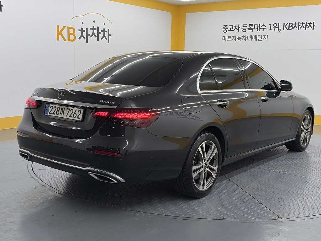 벤츠 E 클래스 E-클래스 W213 E350 4MATIC 아방가르드 이미지 4