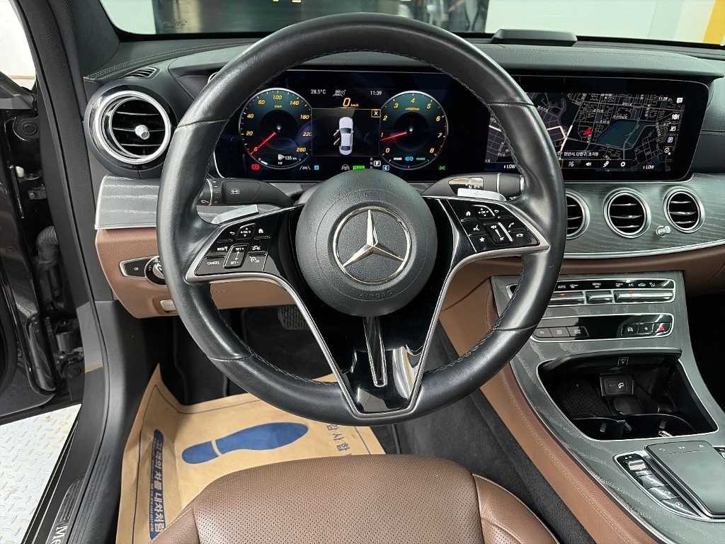 벤츠 E 클래스 E-클래스 W213 E350 4MATIC 아방가르드 이미지 9