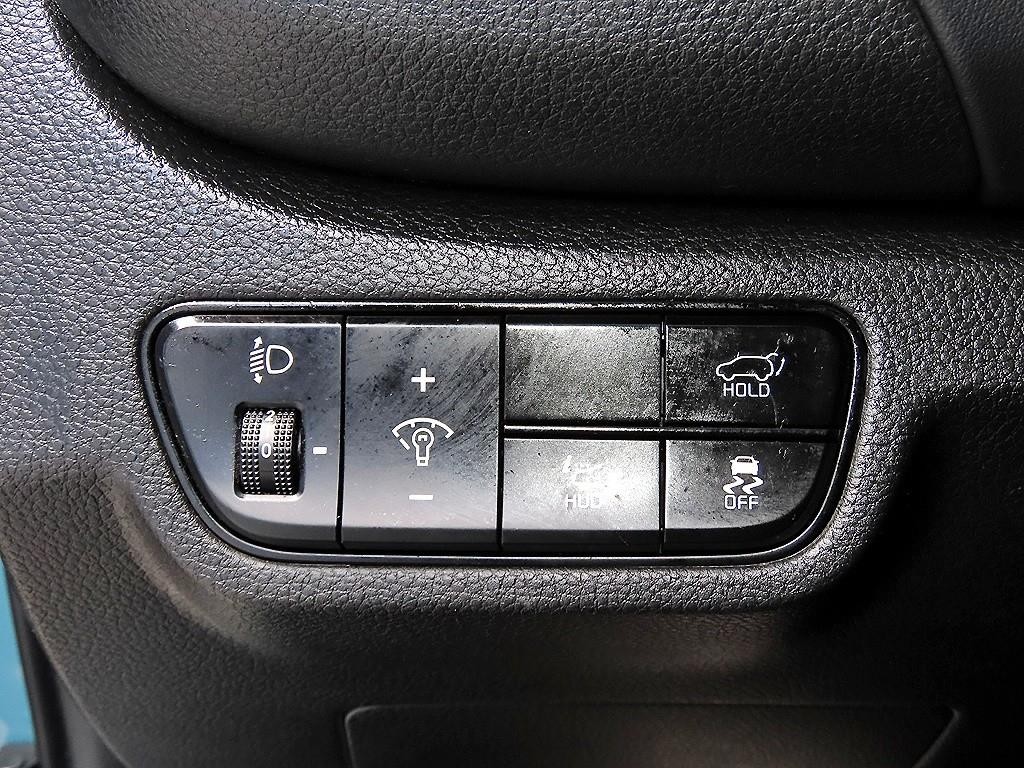 기아 셀토스 더 뉴 셀토스 가솔린 1.6 터보 4WD 시그니처 이미지 11