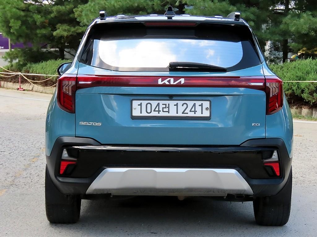 기아 셀토스 더 뉴 셀토스 가솔린 1.6 터보 4WD 시그니처 이미지 4