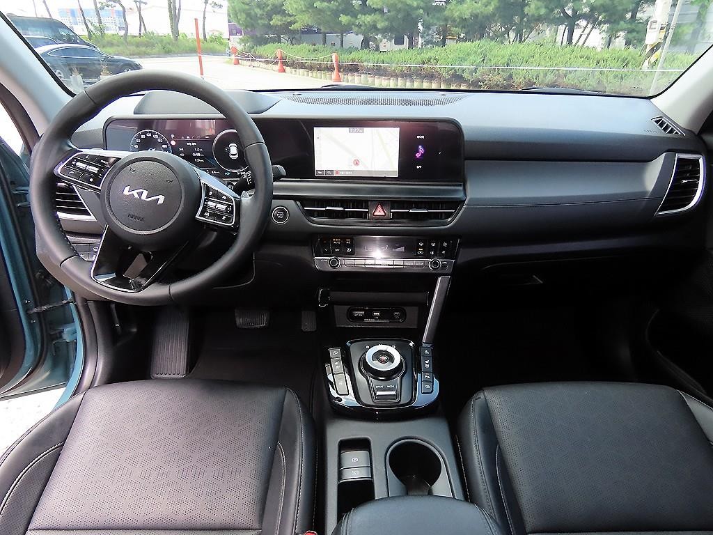 기아 셀토스 더 뉴 셀토스 가솔린 1.6 터보 4WD 시그니처 이미지 7