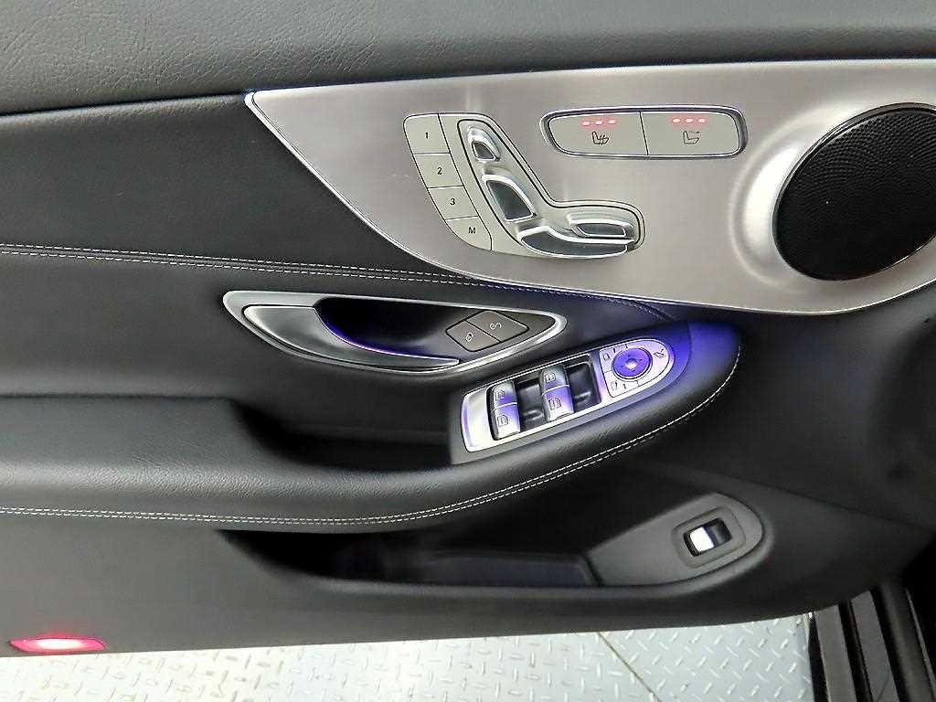 벤츠 C 클래스 C클래스 W205 C200 카브리올레 이미지 11