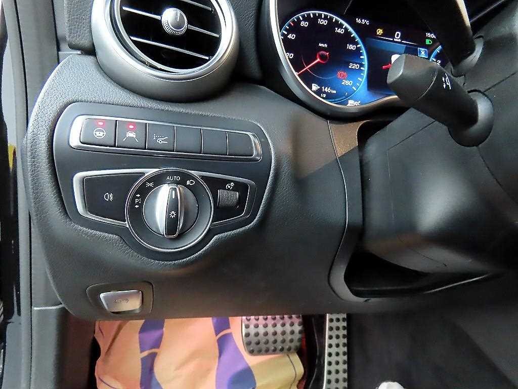 벤츠 C 클래스 C클래스 W205 C200 카브리올레 이미지 12