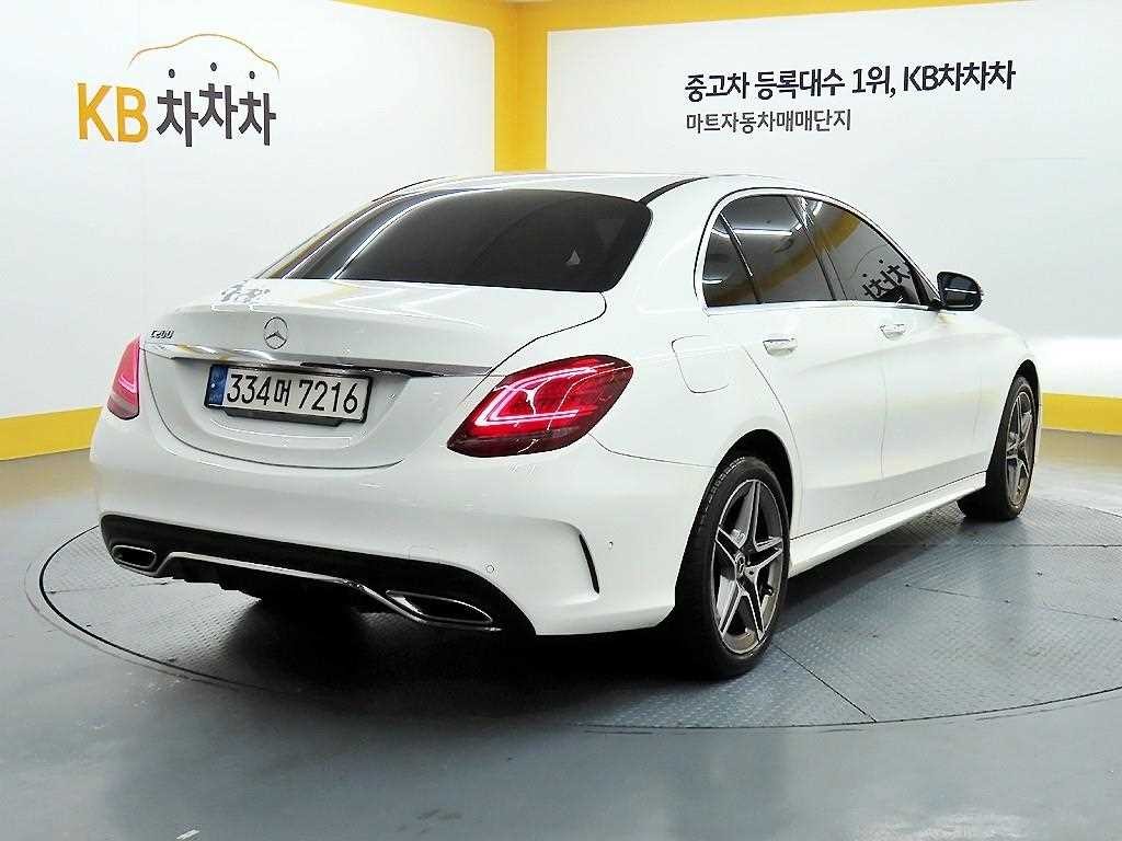 벤츠 C 클래스 C클래스 W205 C200 AMG LINE 이미지 4