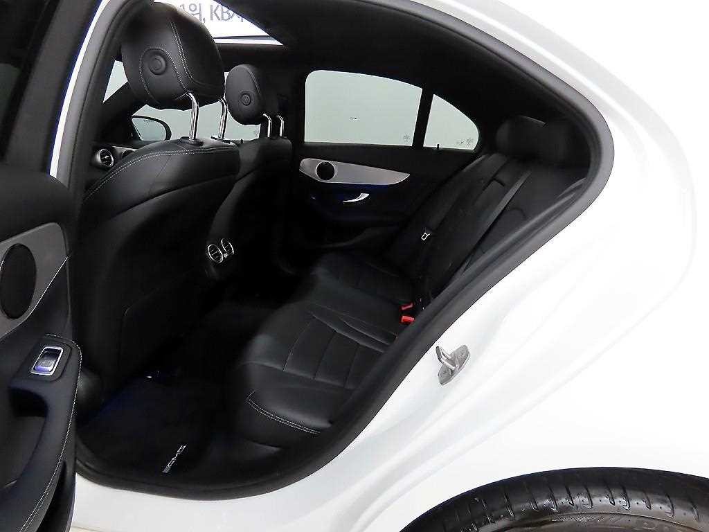 벤츠 C 클래스 C클래스 W205 C200 AMG LINE 이미지 6