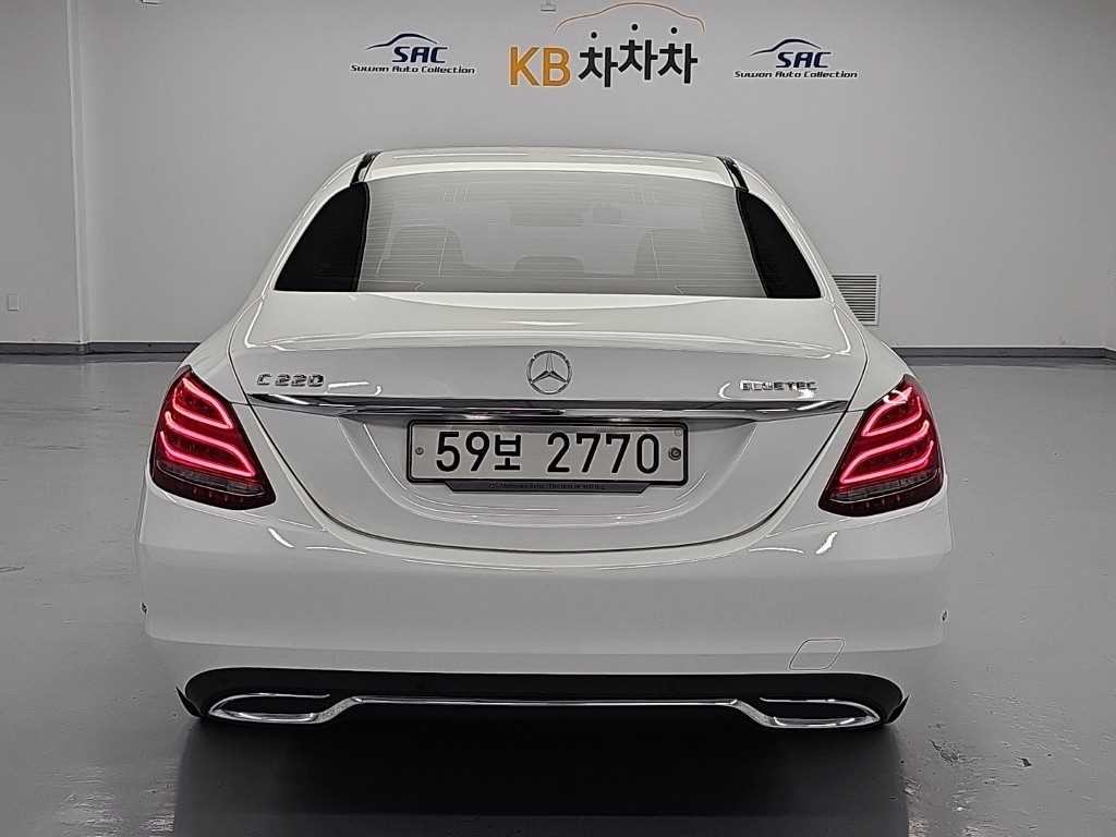 벤츠 C 클래스 C클래스 W205 C220 블루텍 아방가르드 이미지 3