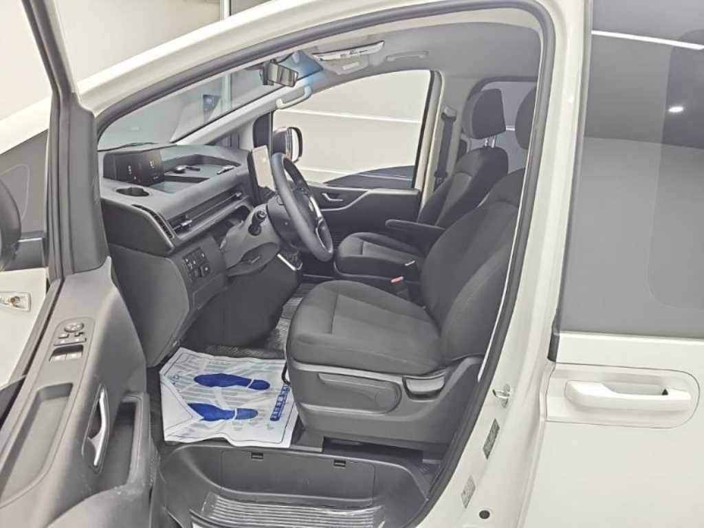 현대 스타리아 2WD 디젤 카고 스마트 5인승 이미지 11