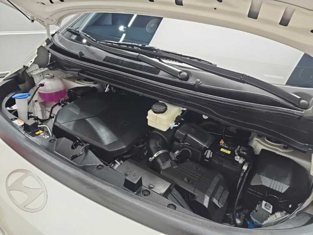 현대 스타리아 2WD 디젤 카고 스마트 5인승 이미지 5