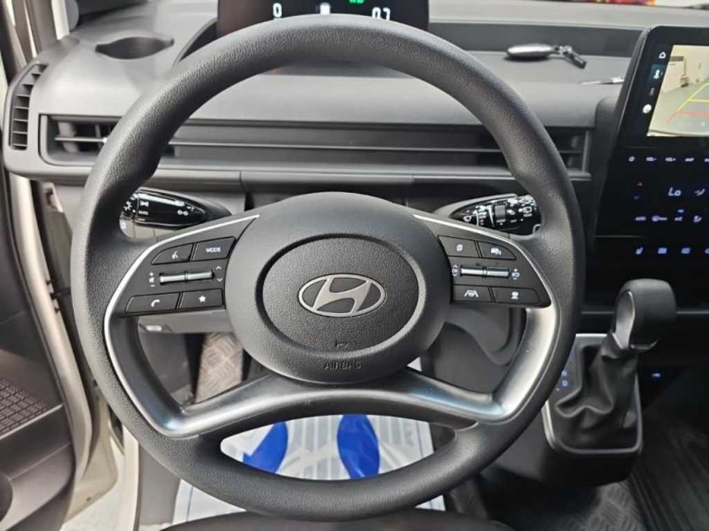 현대 스타리아 2WD 디젤 카고 스마트 5인승 이미지 9