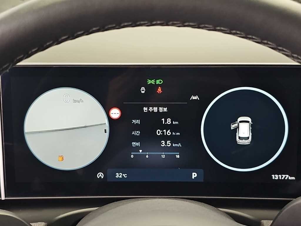 현대 투싼 더 뉴 투싼 (NX4) 가솔린 1.6 터보 4WD 블랙 익스테리어 이미지 6