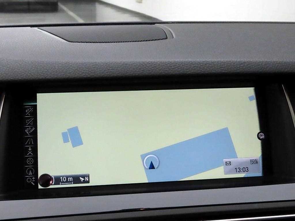 BMW 5시리즈 5시리즈 (F10) 520d xDrive M 에어로다이나믹 이미지 8