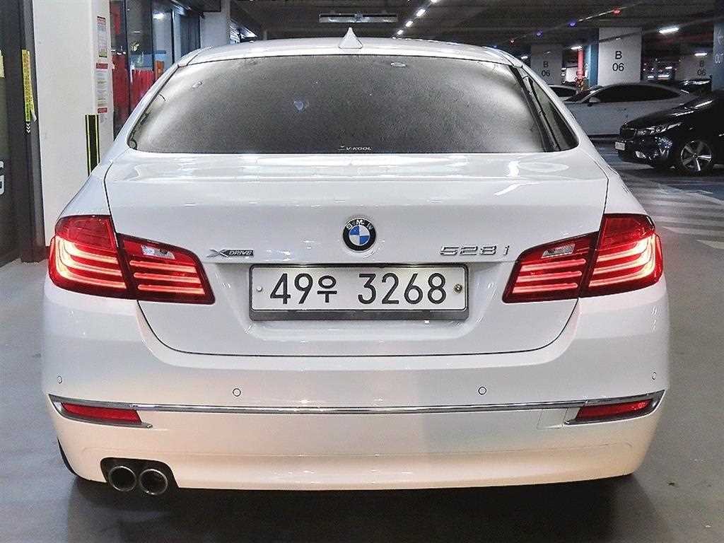 BMW 5시리즈 5시리즈 (F10) 528i xDrive 이미지 5