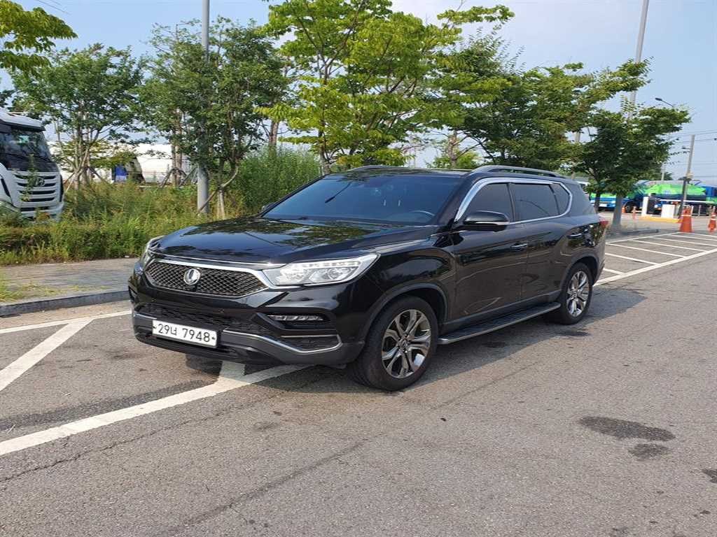 KG모빌리티(쌍용) 렉스턴 G4렉스턴 디젤 2.2 2WD 유라시아 에디션 이미지 2