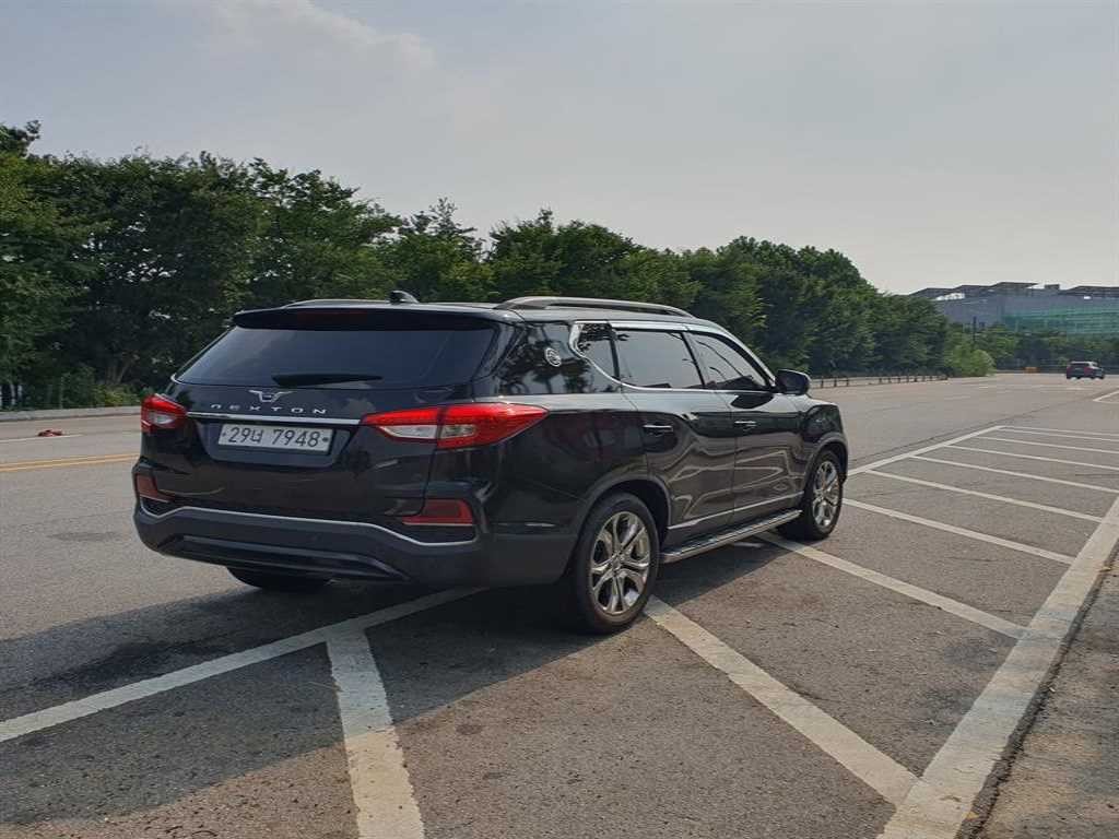 KG모빌리티(쌍용) 렉스턴 G4렉스턴 디젤 2.2 2WD 유라시아 에디션 이미지 4