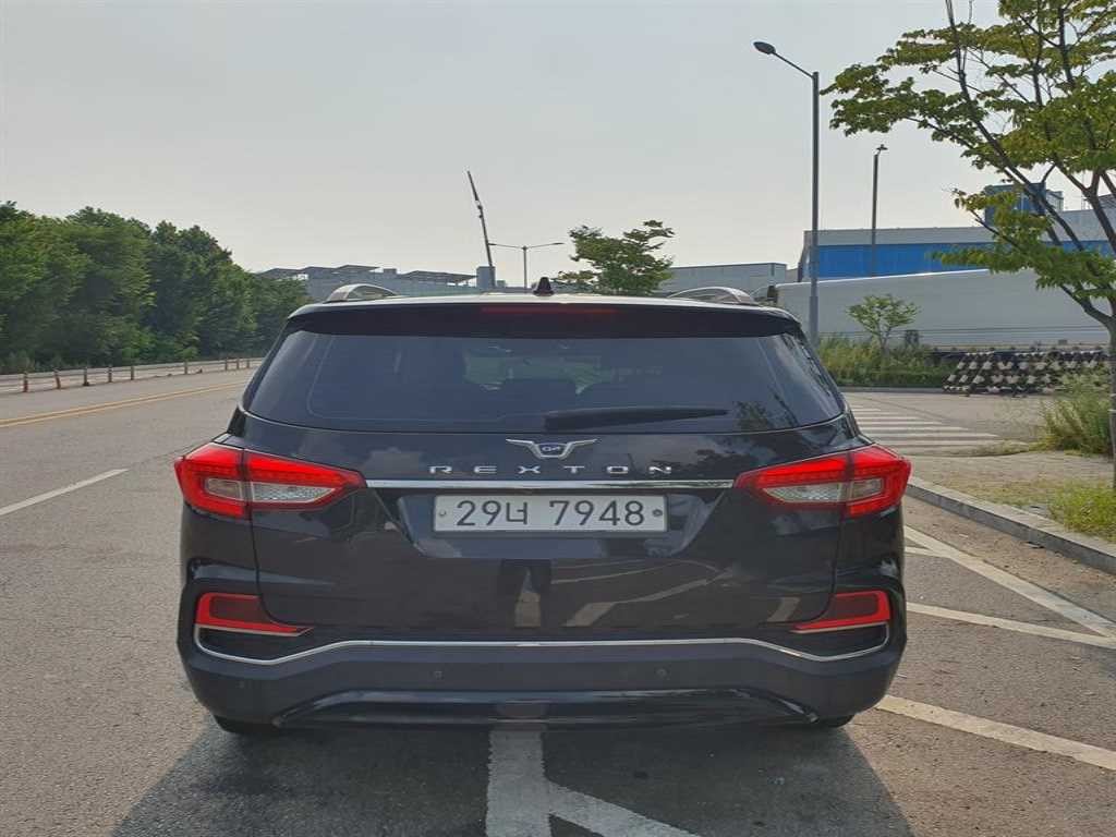 KG모빌리티(쌍용) 렉스턴 G4렉스턴 디젤 2.2 2WD 유라시아 에디션 이미지 6