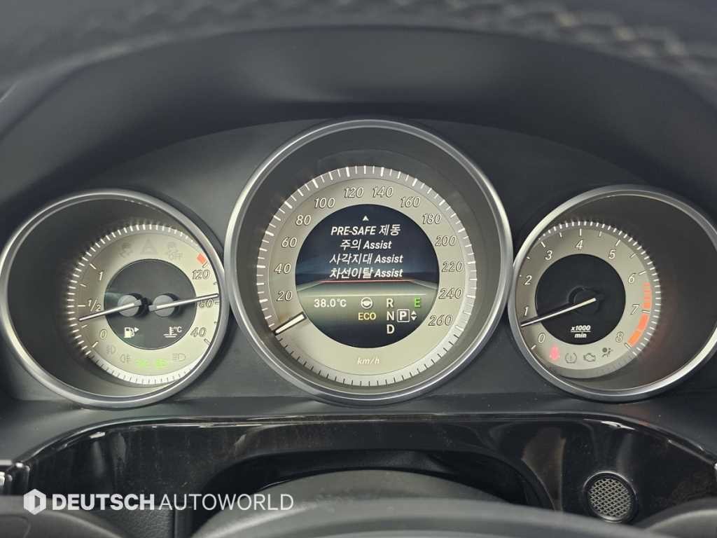 벤츠 E 클래스 E-클래스 W212 E350 4MATIC 아방가르드 이미지 17