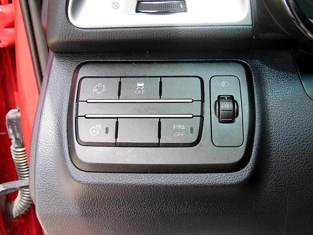 KG모빌리티(쌍용) 티볼리 가솔린 2WD 1.6 VX 이미지 12