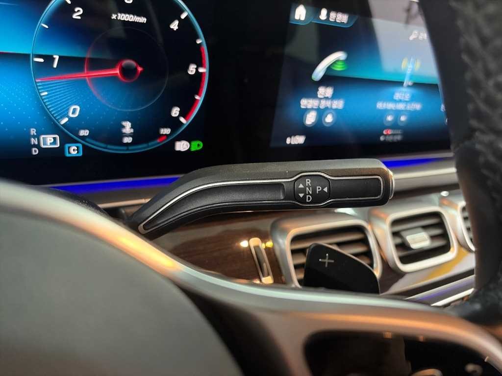 벤츠 GLE 클래스 GLE 클래스 W167 GLE 400d 4MATIC 쿠페 이미지 8