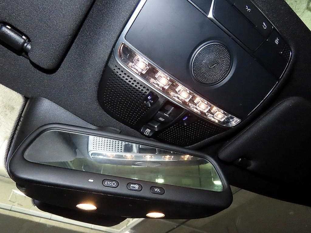 벤츠 S 클래스 S클래스-W222 S 63 AMG 4MATIC 이미지 14