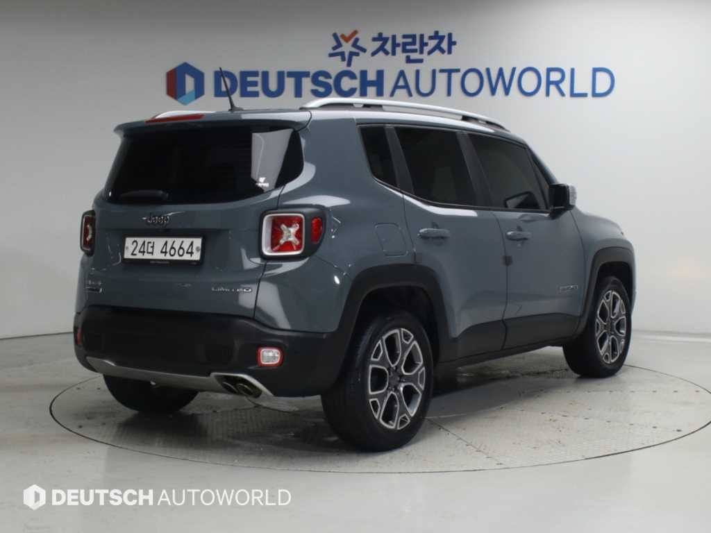 지프 레니게이드 2.0 디젤 리미티드 AWD 이미지 2