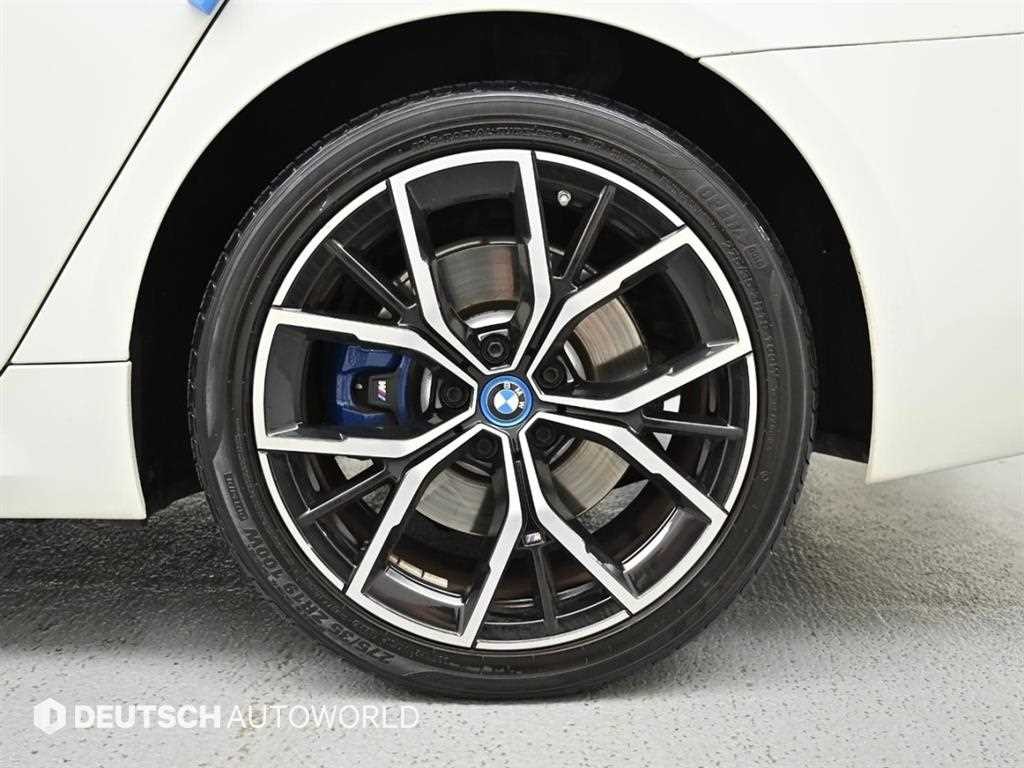 BMW 5시리즈 5시리즈 (G30) 530e M 스포츠 이미지 5