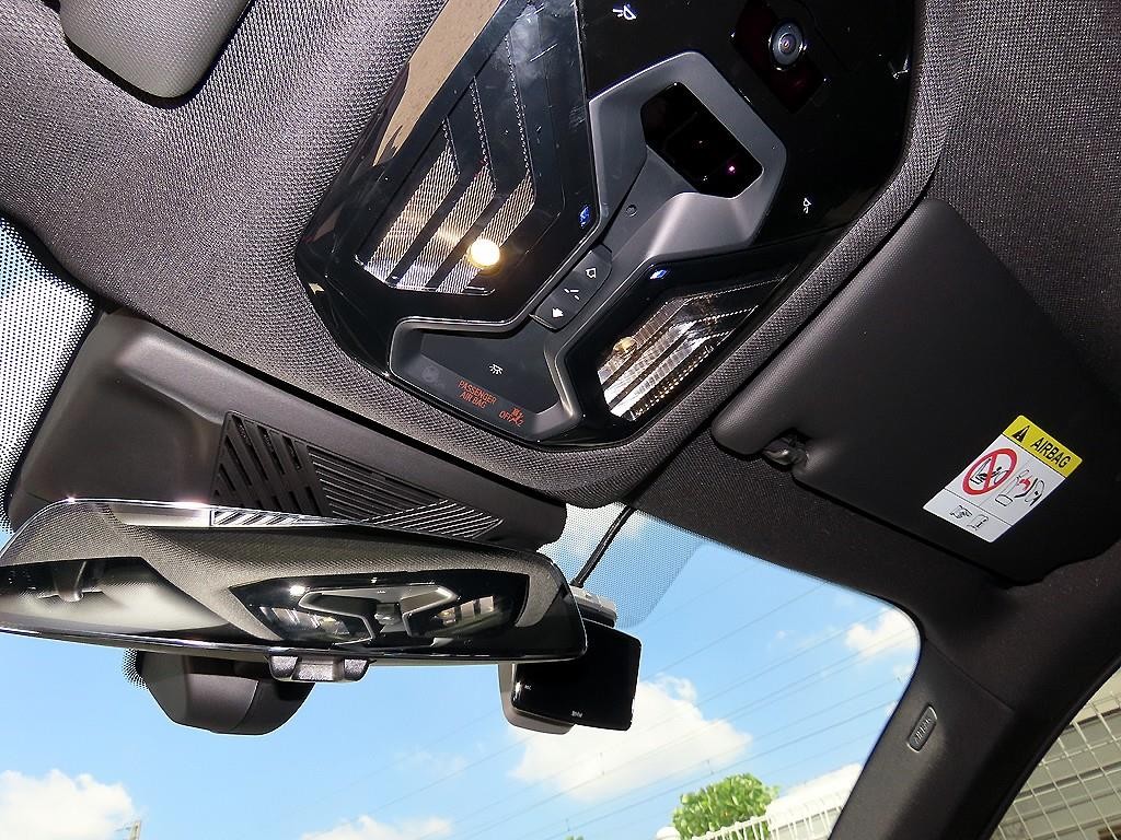 BMW i5 M60 xDrive 이미지 15