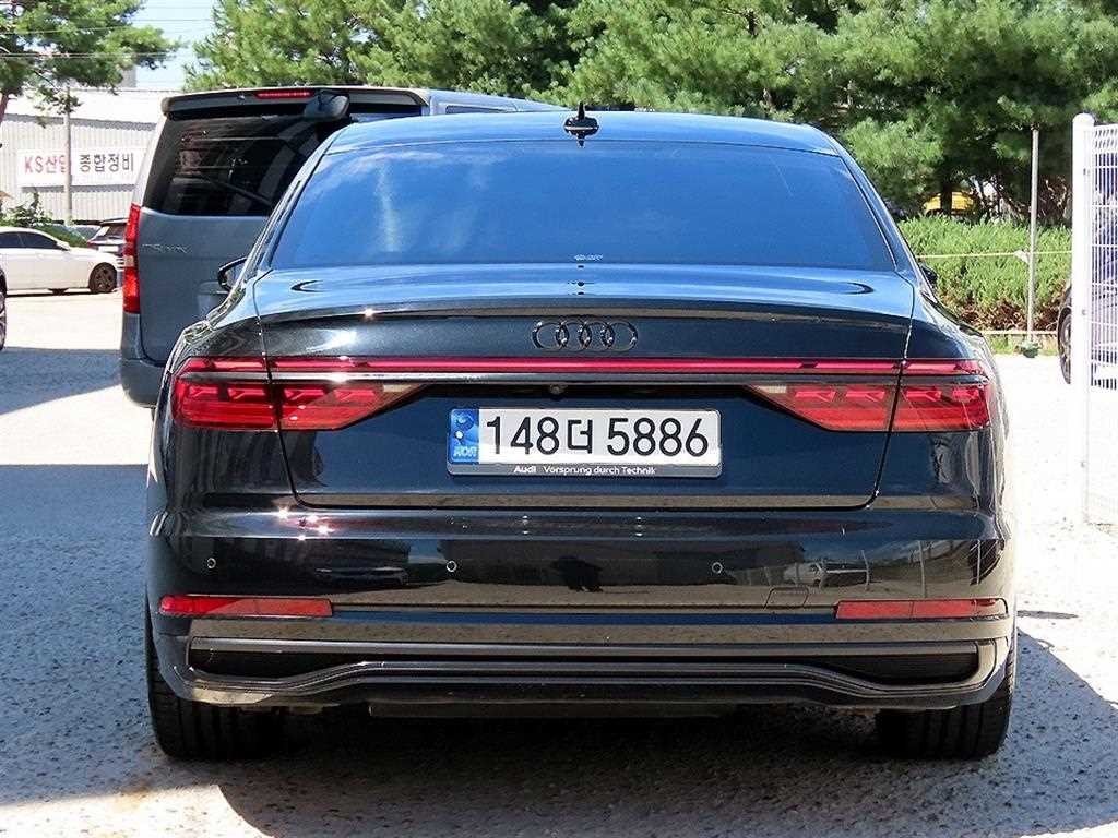 아우디 A8 A8 (D5) 55 TFSI 콰트로 LWB 프리미엄 이미지 4