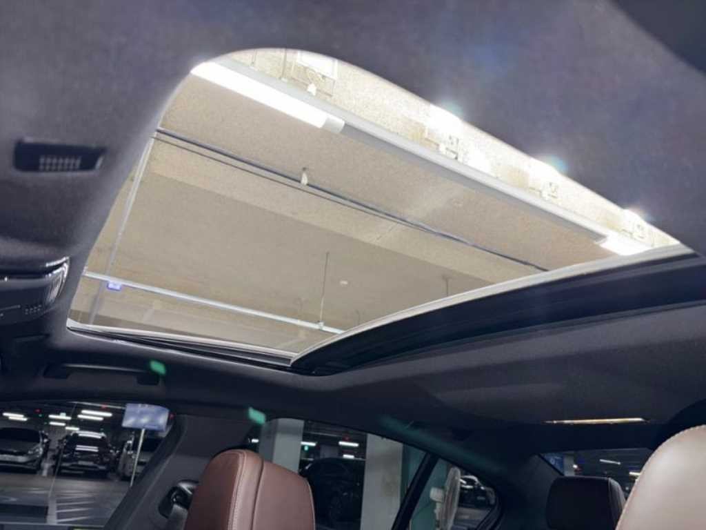 BMW 5시리즈 5시리즈 (G30) 523d M 스포츠 이미지 15