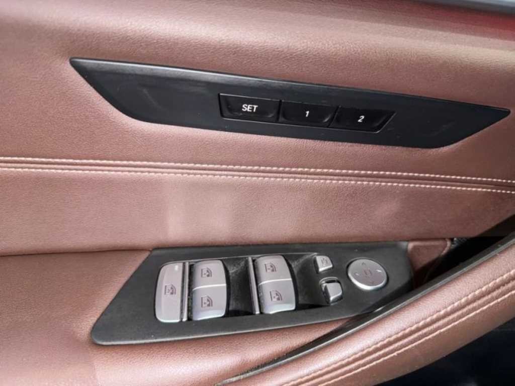 BMW 5시리즈 5시리즈 (G30) 523d M 스포츠 이미지 16