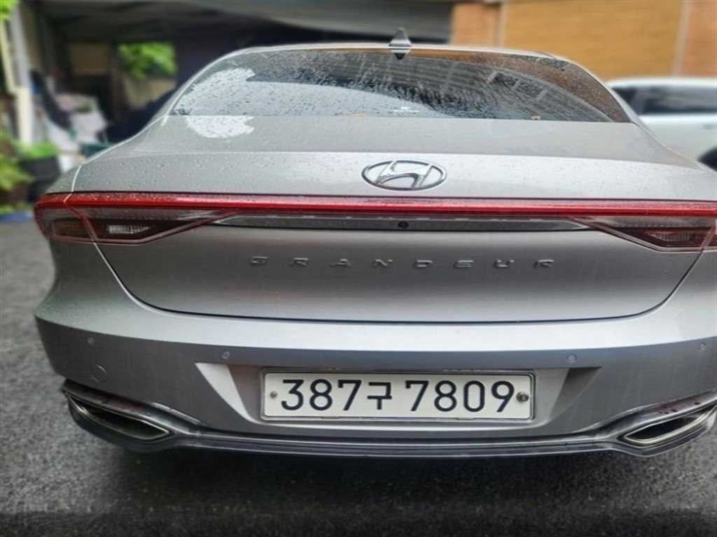 현대 그랜저 더 뉴 그랜저 IG 3.3 프리미엄 초이스 이미지 3