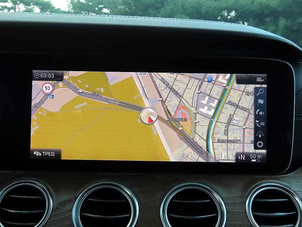 벤츠 E 클래스 E-클래스 W213 E300 4MATIC 익스클루시브 이미지 13