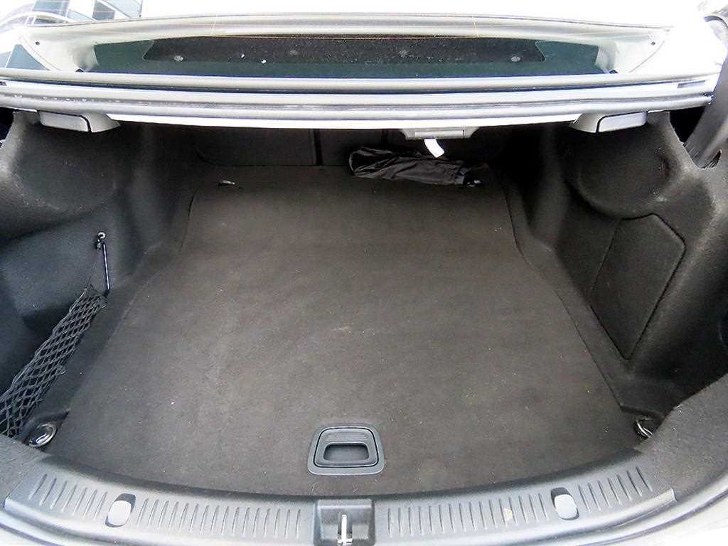 벤츠 E 클래스 E-클래스 W213 E300 4MATIC 익스클루시브 이미지 16