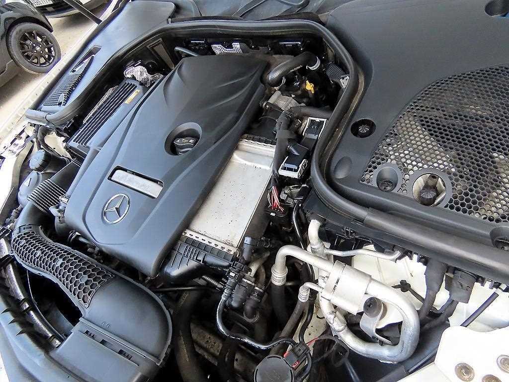 벤츠 E 클래스 E-클래스 W213 E300 4MATIC 익스클루시브 이미지 19
