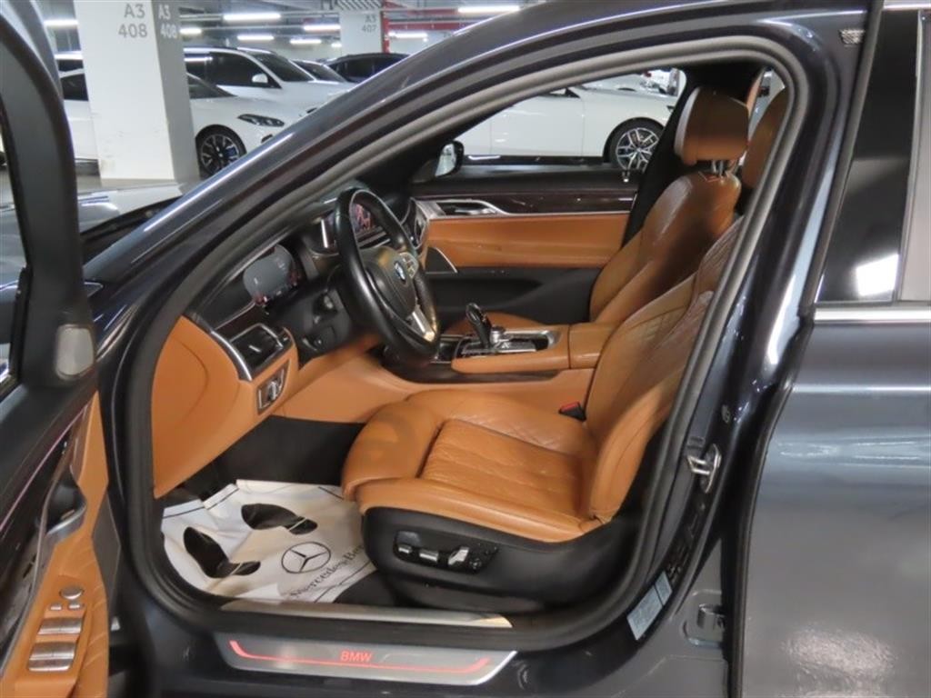 BMW 7시리즈 7시리즈 (G11) 740Li xDrive M SPORT 스포츠 이미지 12