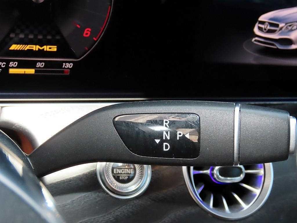 벤츠 E 클래스 E-클래스 W213 E220d 쿠페 이미지 11
